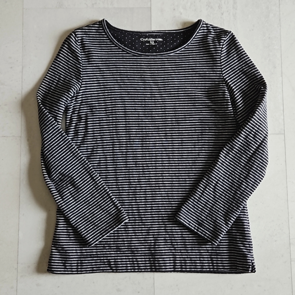 Croft & Barrow black/white striped shirt